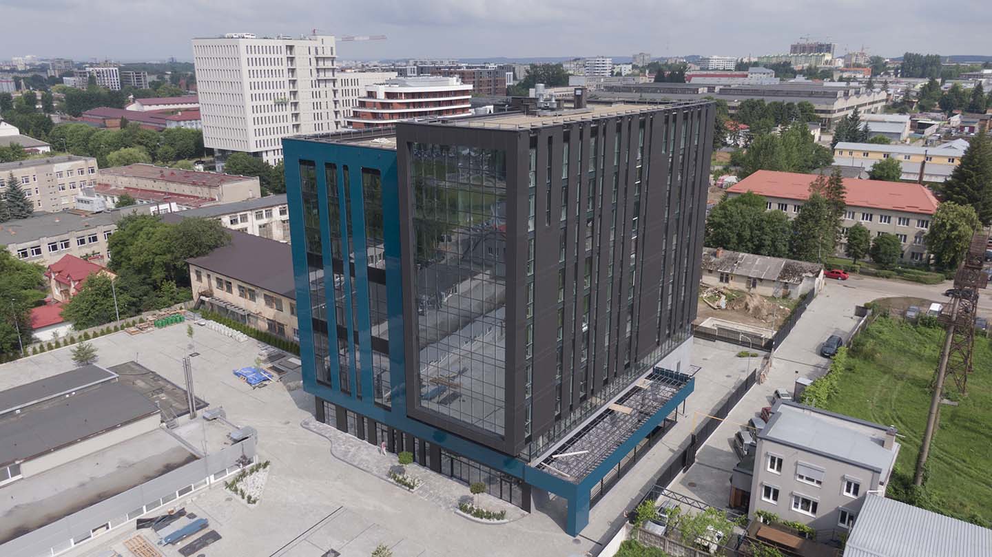 БІЗНЕС ЦЕНТР IQ PARK