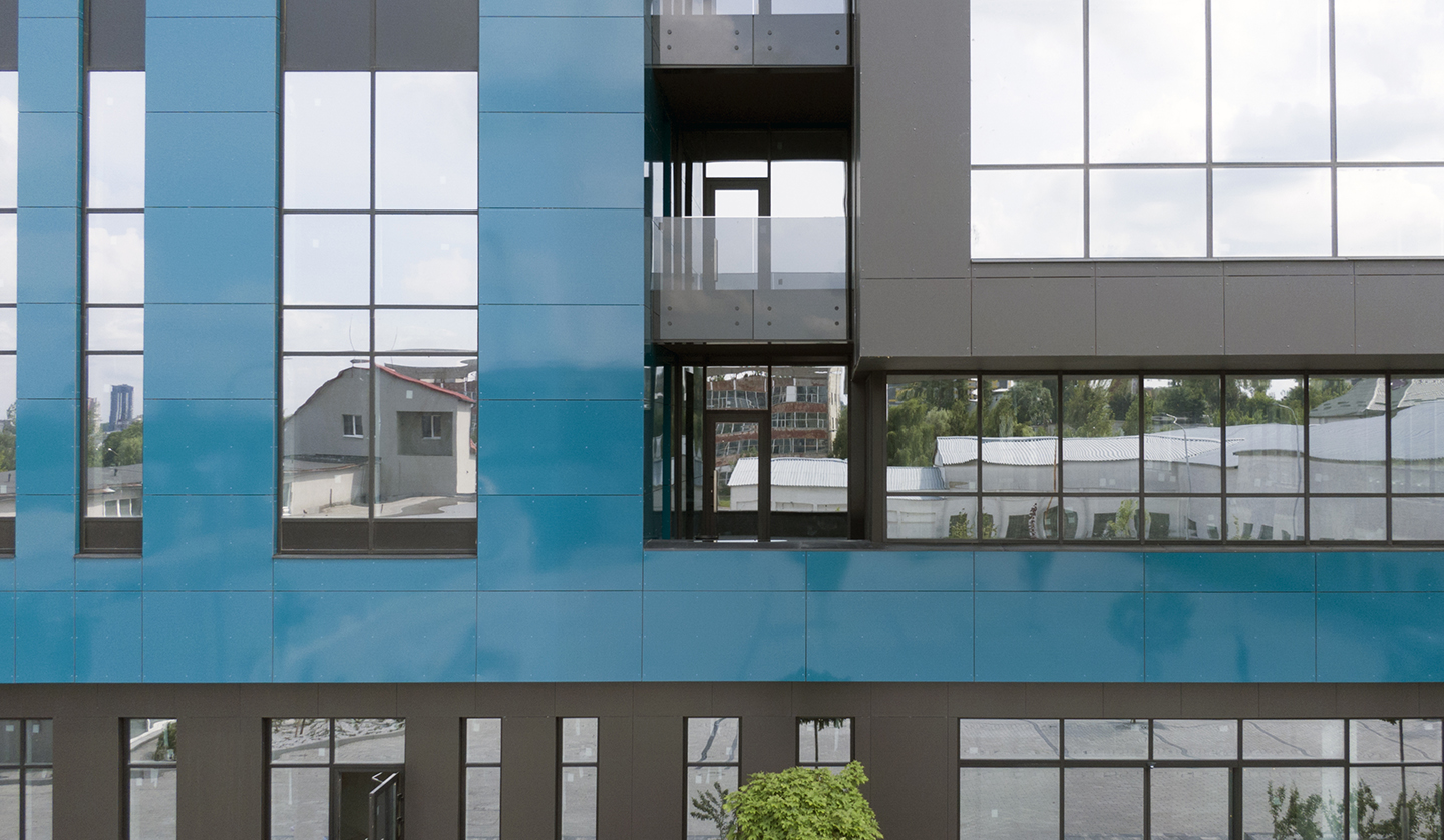 БІЗНЕС ЦЕНТР IQ PARK