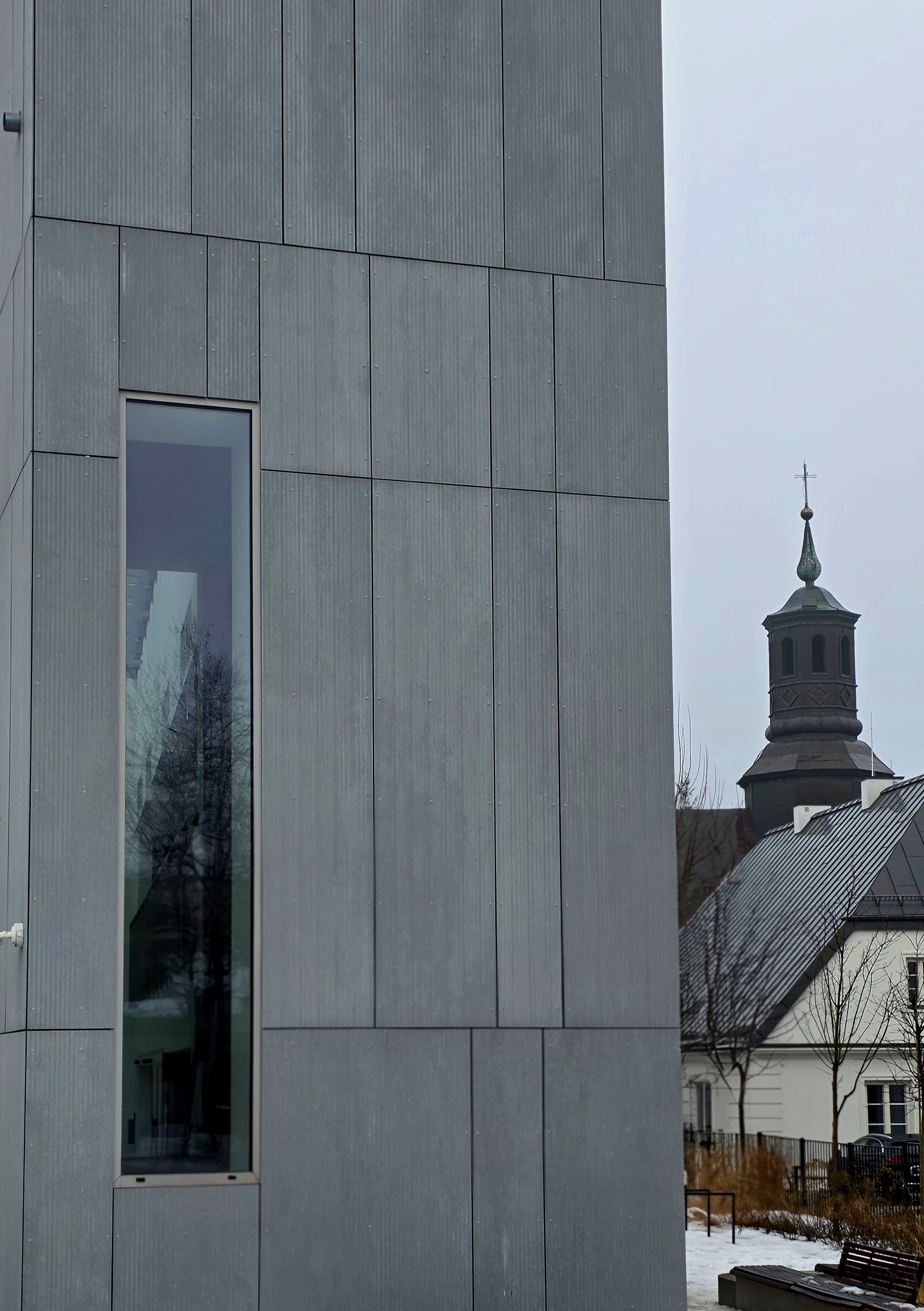 Fasada Muzeum Sztuki Współczesnej w Piasecznie