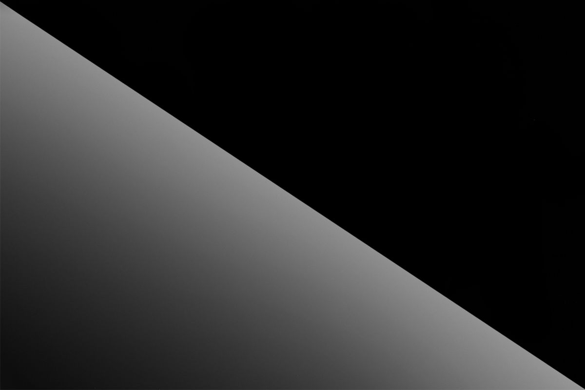 High gloss black STB-4F1