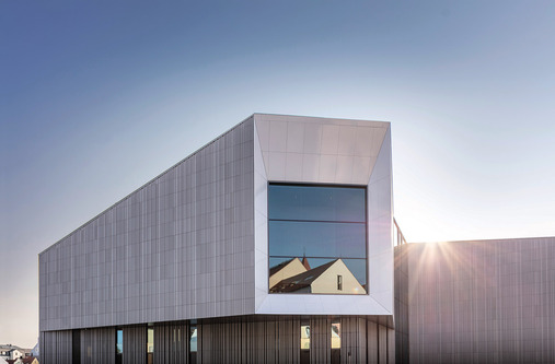 MOEDING Exterior
